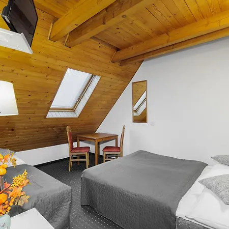 Bella Hotel 3*