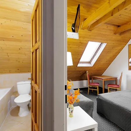 Hotel Bella 3*