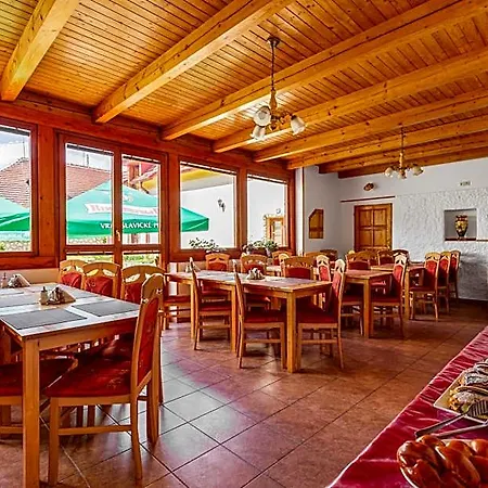 Hotel Bella 3*